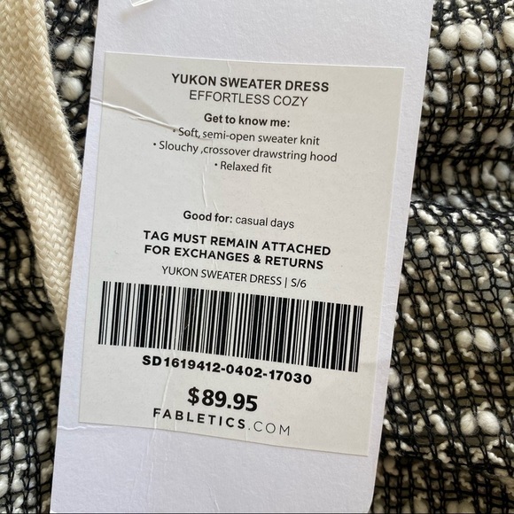 Fabletics NWT Yukon Hooded Sweater Knit Dress Size Small - Picture 12 of 12